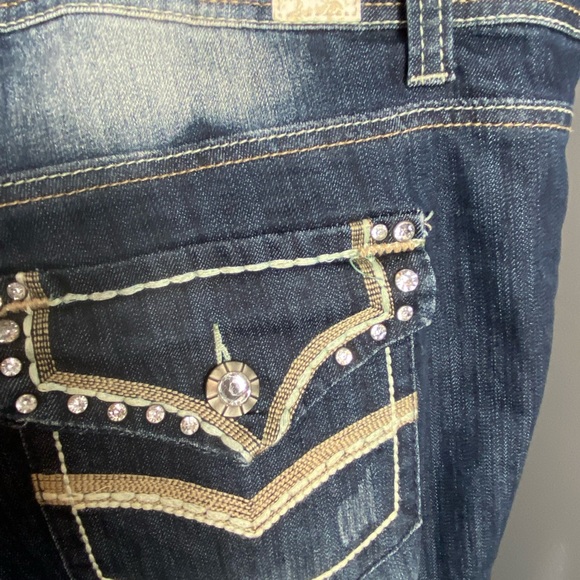 ZCO jeans. Plus size 20.  Distressed. Boot cut - Picture 5 of 9